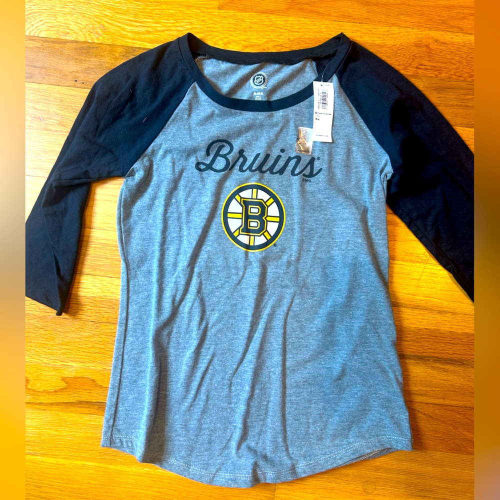NWT Boston Bruins baseball style T shirt